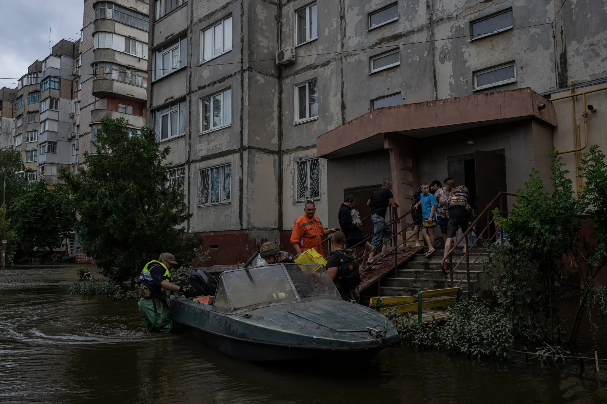 Після руйнування Каховської дамби, щонайменше 31 людина загинула, повідомив український чиновник